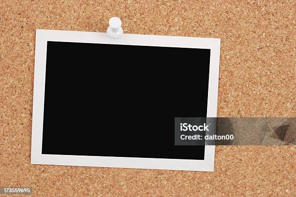 Quadro De Avisos Fotografia - Fotografias de stock e mais imagens de Afixar Cartaz - Afixar Cartaz, Comunicação, Conceito