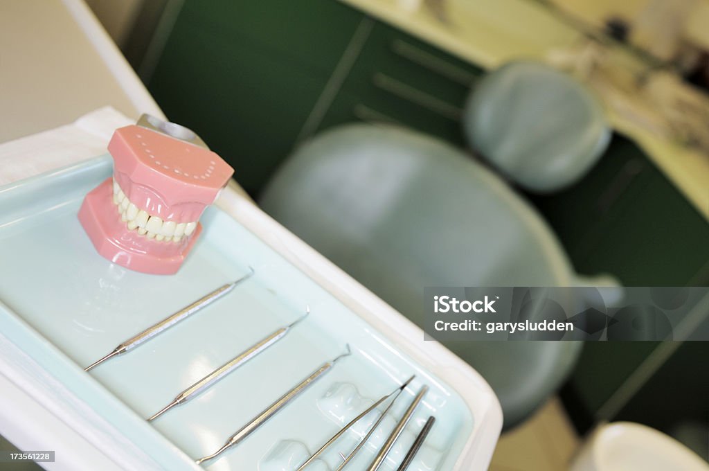 Messa a fuoco differenziale immagine di ufficio del dentista - Foto stock royalty-free di Ambientazione interna