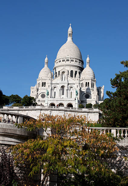 istock Sacre Coeur in Paris 173561463