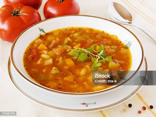 Sopa De Verduras Foto de stock y más banco de imágenes de Alimentos cocinados - Alimentos cocinados, Aperitivo - Plato de comida, Cebolla