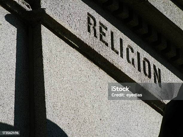 Foto de Religião e mais fotos de stock de Característica arquitetônica - Característica arquitetônica, Cidade, Cinza - Descrição de Cor