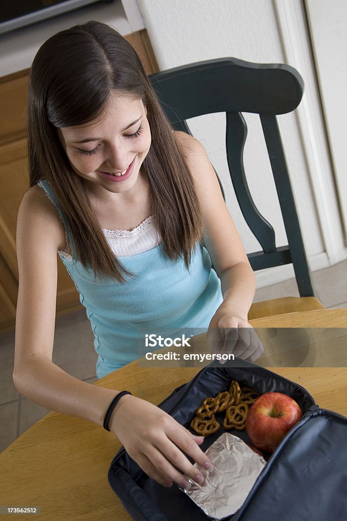 Prace domowe-co Lunch - Zbiór zdjęć royalty-free (12-13 lat)