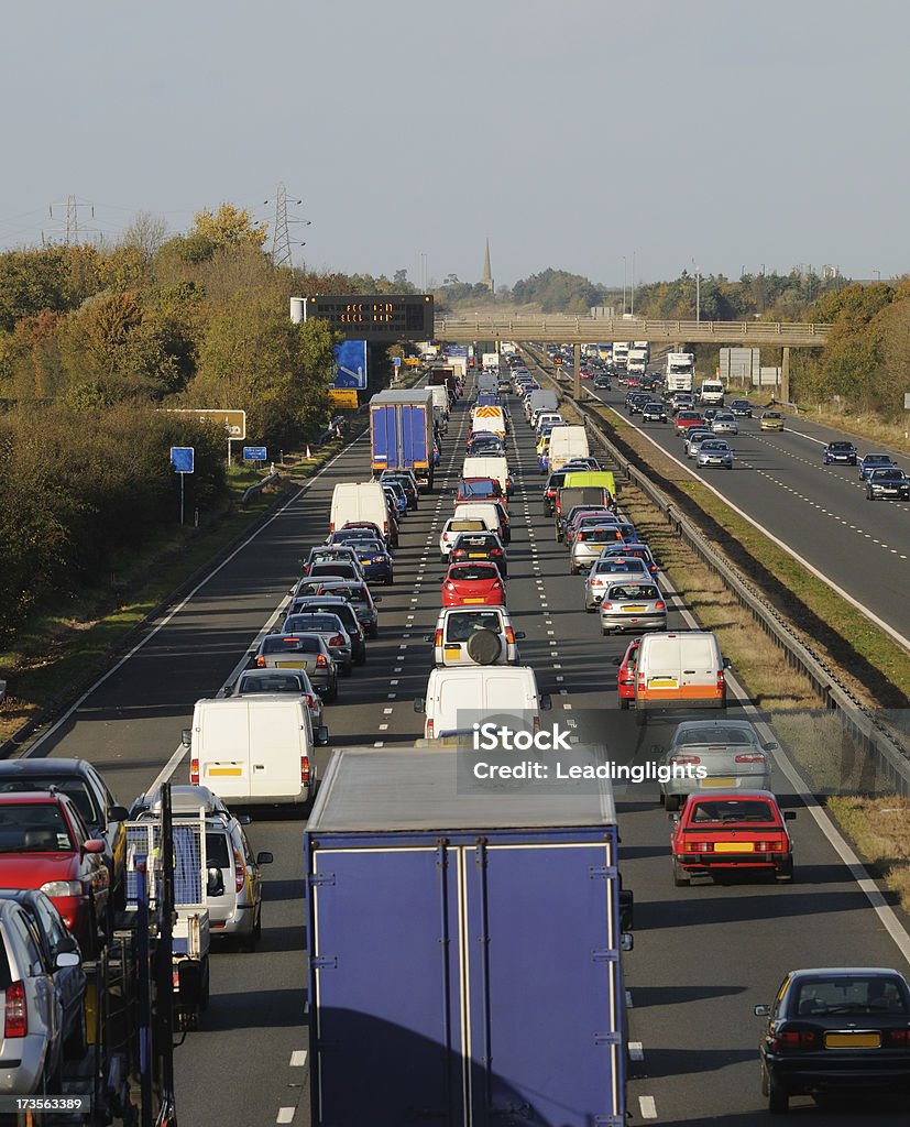 Embouteillage sur la M5 - Photo de Autoroute libre de droits