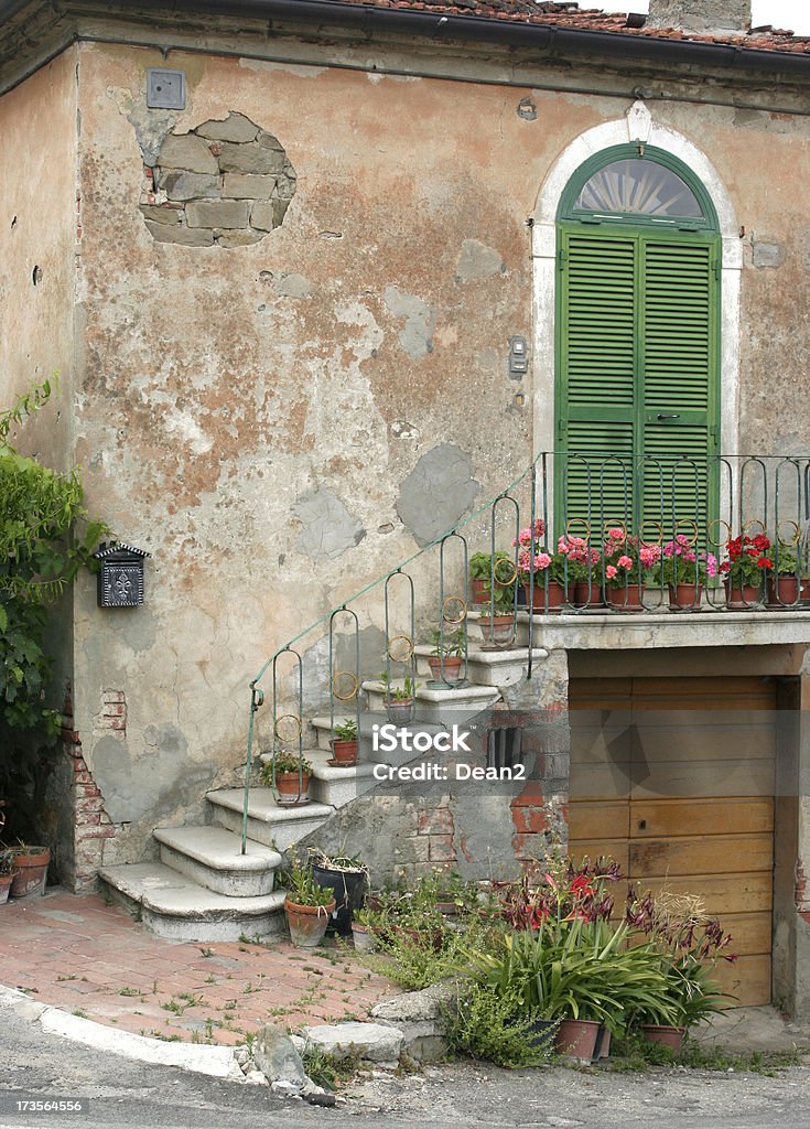 Escalera toscana de - Foto de stock de Aire libre libre de derechos