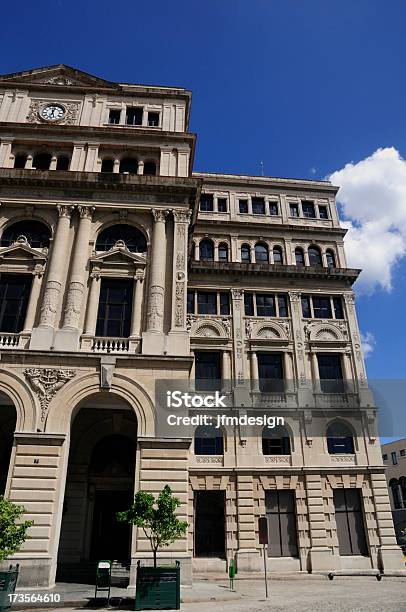 Foto de Cidade De Havana Lonja Del Comercio Edifício Emblemático e mais fotos de stock de América Latina