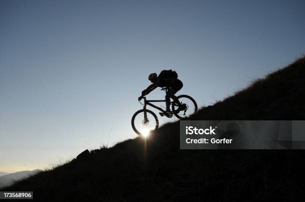 Rower Górski Rower - zdjęcia stockowe i więcej obrazów Bicykl - Bicykl, Dobre samopoczucie, Dorosły