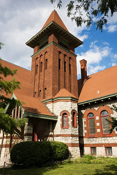 istock Landmark Church Tower in Oak Park 173570324