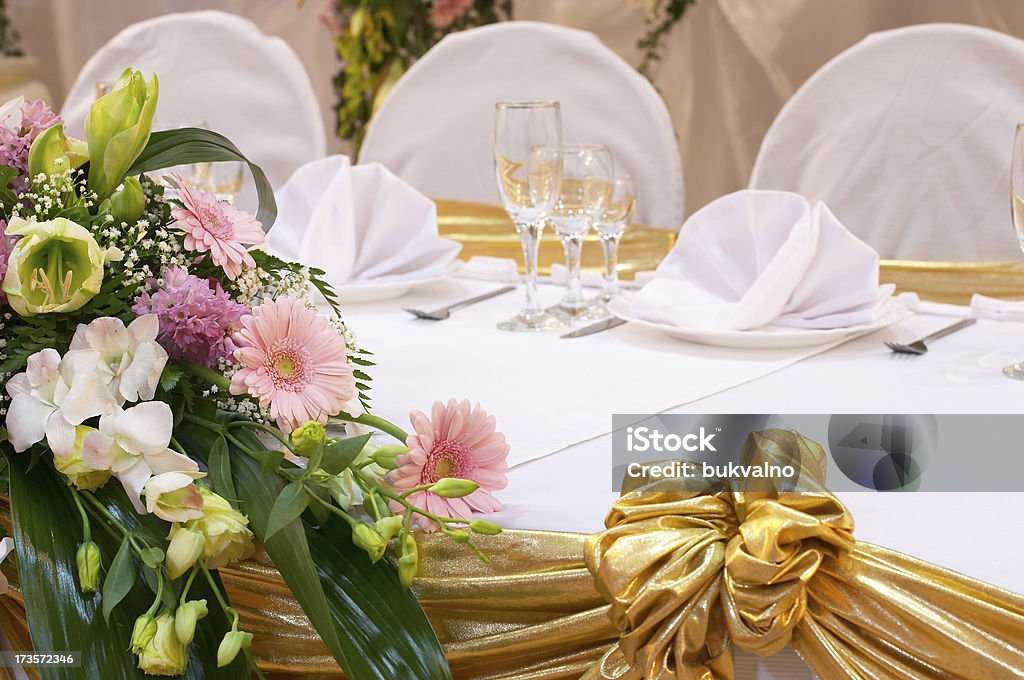 Hochzeit Tisch dekoriert - Lizenzfrei Arrangieren Stock-Foto