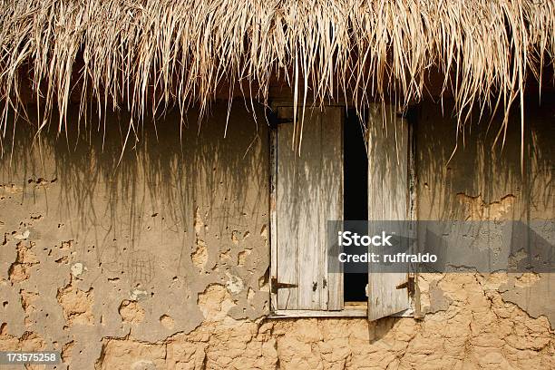 African Village - zdjęcia stockowe i więcej obrazów Afryka - Afryka, Afrykanin, Bieda - Problem społeczny