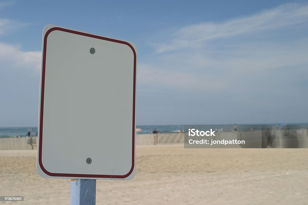 Señal de playa - Foto de stock de Agua libre de derechos