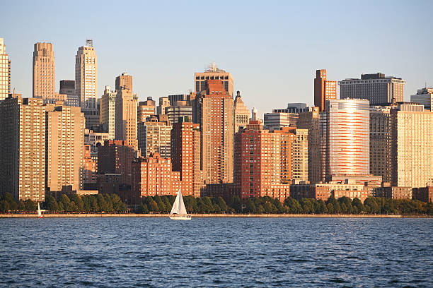 istock New York City Skyline At Sunset 173579045