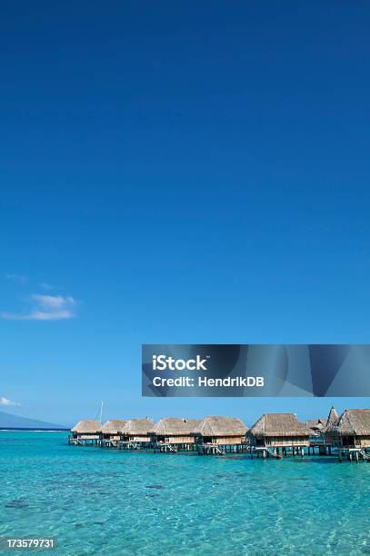 Photo libre de droit de Tropical Hôtel banque d'images et plus d'images libres de droit de Polynésie française - Polynésie française, Bleu, Bora Bora