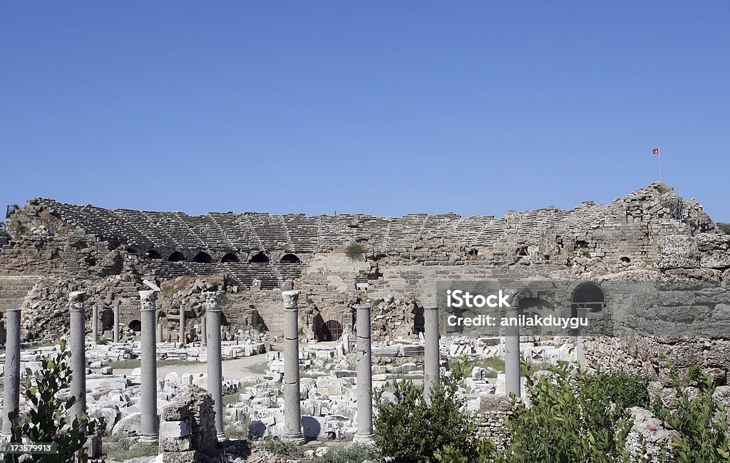 L'amphithéâtre - Photo de Antalaya libre de droits