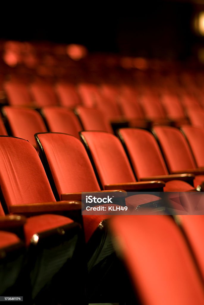 Theater-Sitze in einem leeren Kino - Lizenzfrei Kino Stock-Foto