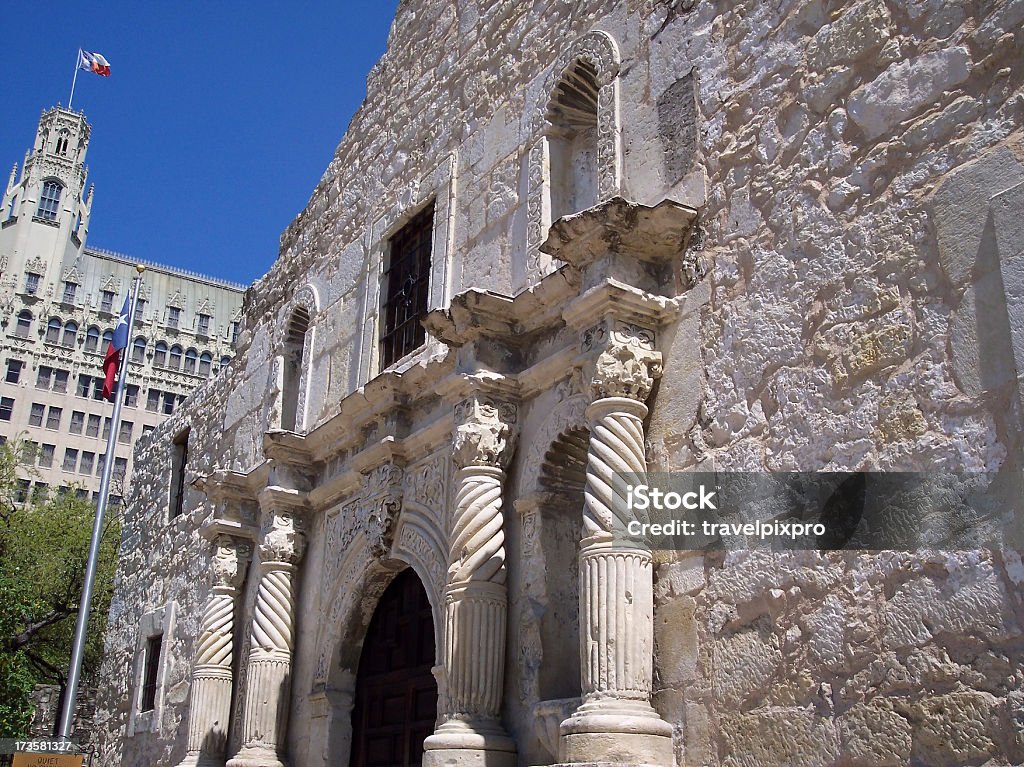 Alamo prospettiva - Foto stock royalty-free di Alamo - San Antonio