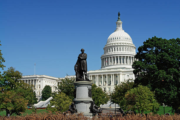 istock Capitol Building in Washinton 173581345