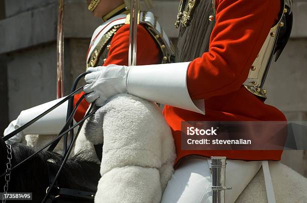 Photo libre de droit de Horse Guards banque d'images et plus d'images libres de droit de Londres - Londres, La Relève de la Garde, The Household Cavalry Mounted Regiment