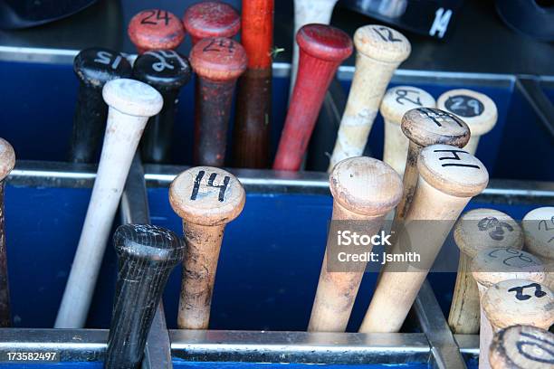 Kij Baseballowy Bin - zdjęcia stockowe i więcej obrazów Kij baseballowy - Kij baseballowy, Baseball, Uchwyt - Wytworzony przedmiot