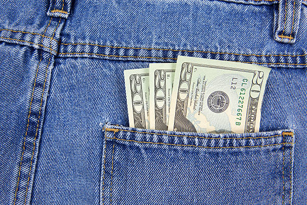 istock Cash in Pocket 173583561