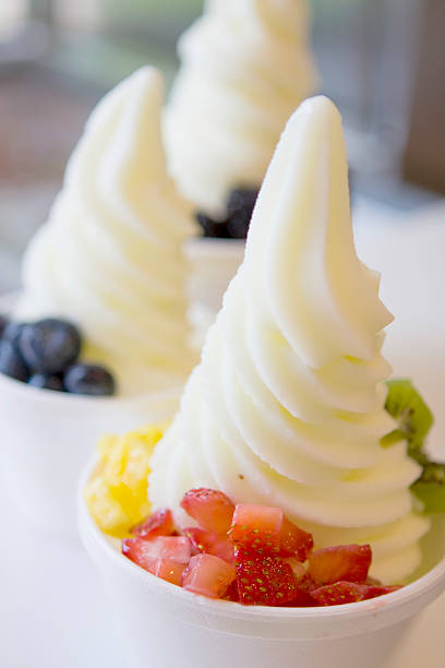 Frozen ice cream/yogurt with fruit toppings
