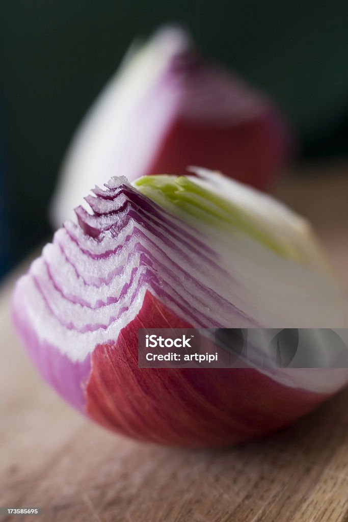 Fetta di cipolla rossa - Foto stock royalty-free di Alimentazione sana