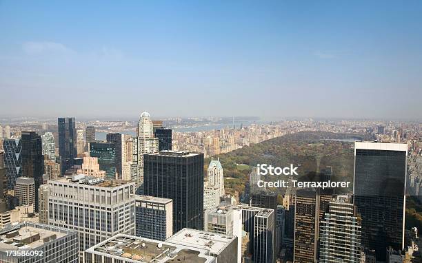 Skyline Di Manhattan E Central Park - Fotografie stock e altre immagini di Ambientazione esterna - Ambientazione esterna, America del Nord, Appartamento