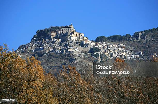 Cervara Di Roma Vicino Di Subiaco Nel Lazio Italia - Fotografie stock e altre immagini di Subiaco - Lazio