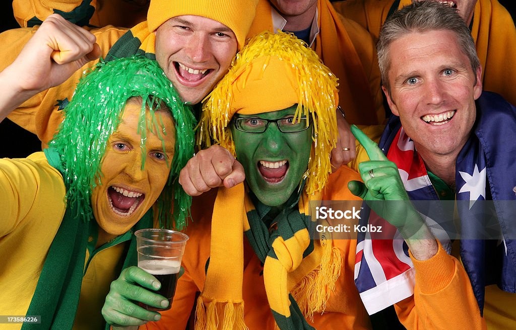 Gli appassionati di sport australiano celebra - Foto stock royalty-free di Australia