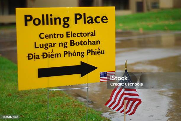 Local De Votação - Fotografias de stock e mais imagens de Local de Votação - Local de Votação, Sinal, 2008