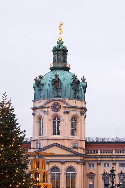 istock Charlottenburg Christmas Market 173589342