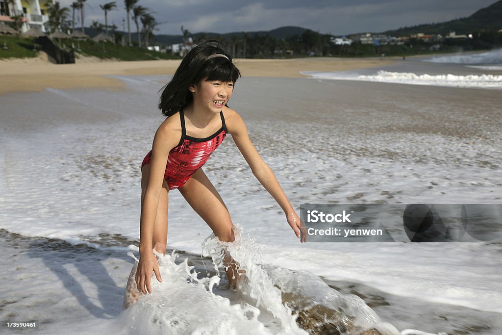 Dziewczynka Beach Fun - Zbiór zdjęć royalty-free (Azja)