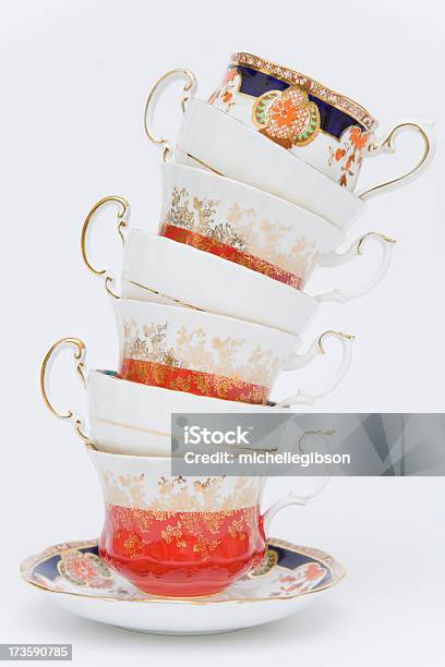 피사의 타워 깨지기 쉬운 고급 중국 컵 깨짐에 대한 스톡 사진 및 기타 이미지 - 깨짐, 자기 그릇, 도예