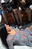 model-und-fotografen.jpg?b=1&s=170x170&k=20&c=asfMB3T5PKG5kgpK7VYgOLIOHHAKie3bdSWf9OQv0W8=