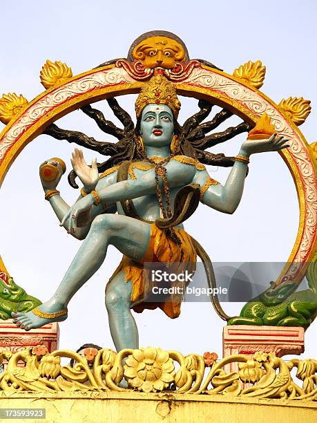 Indian Gold Shiva Stockfoto und mehr Bilder von Shiva - Shiva, Tanzen, Fiktionale Figur