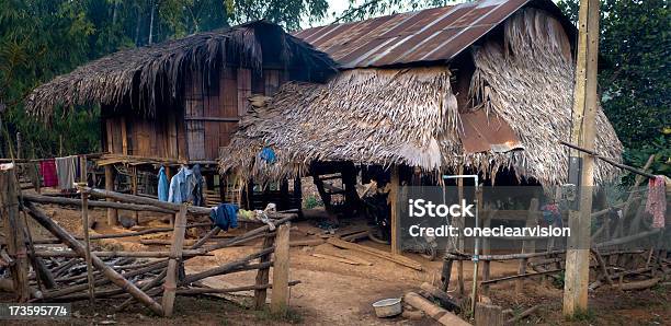 Karen Hogar Foto de stock y más banco de imágenes de Aldea - Aldea, Tribus de montaña, Asia