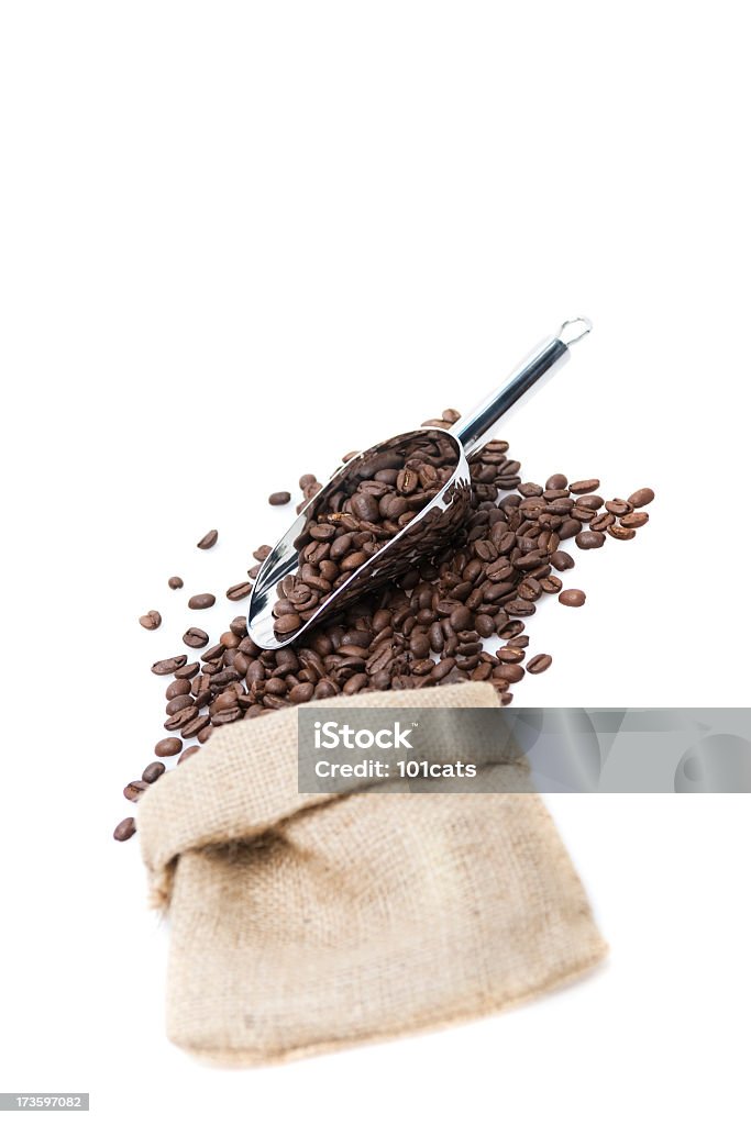 кофе в зернах - Стоковые фото Изолированный предмет роялти-фри