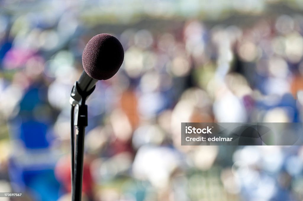 Live-Mikrofon auf einer öffentlichen Veranstaltung. - Lizenzfrei Audiozubehör Stock-Foto