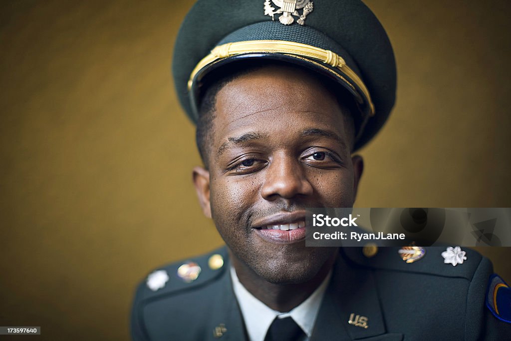 중유럽식 칠레식 중위 대령 군대 세로는 - 로열티 프리 군사 스톡 사진