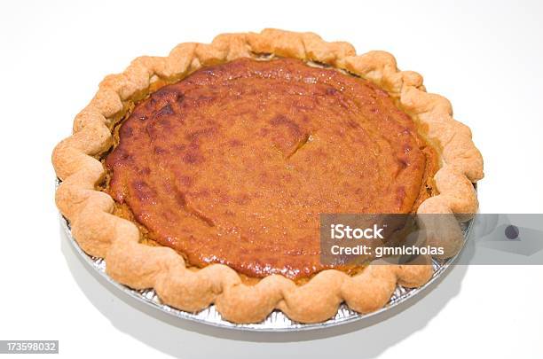 Pie 커스터드 파이에 대한 스톡 사진 및 기타 이미지 - 커스터드 파이, 컷아웃, 0명