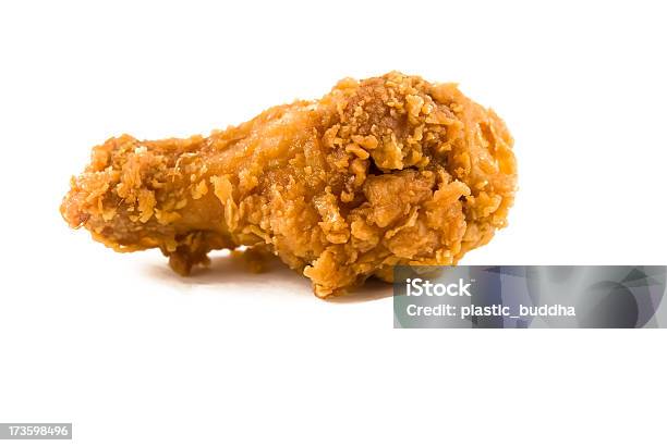 Coscia Di Pollo Fritto - Fotografie stock e altre immagini di Coscia di pollo - Coscia di pollo, Sfondo bianco, Alimentazione non salutare