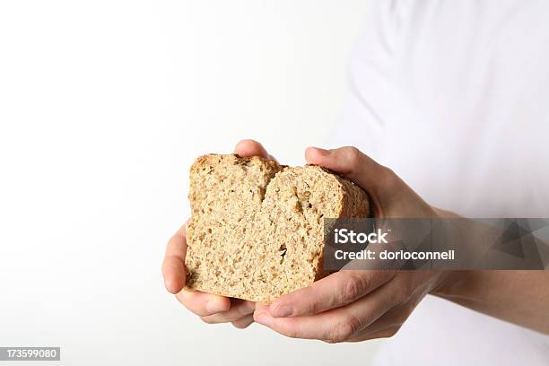단열성이 부분의에 대한 스톡 사진 및 기타 이미지 - 부분의, 빵, 사람 손가락