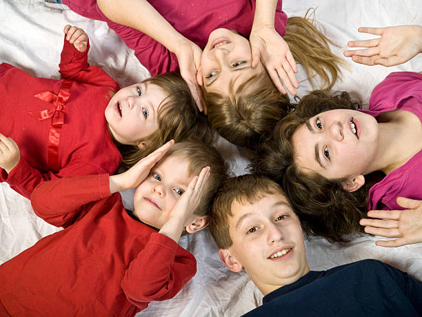 istock Group of Children Lying On Back 173599126