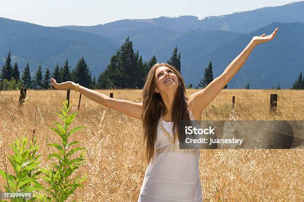 Sun Radość - zdjęcia stockowe i więcej obrazów Nadzieja - Nadzieja, Śpiewać, Beztroski