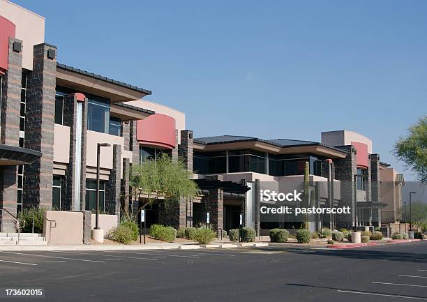 Foto de Parque De Negócios Do Sudoeste e mais fotos de stock de Exterior de Prédio - Exterior de Prédio, Abstrato, Arizona