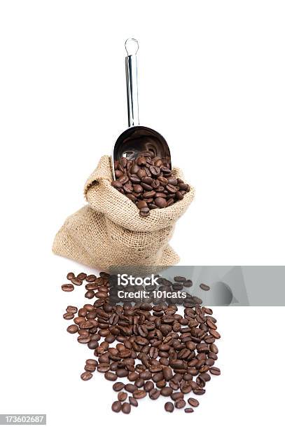 Foto de Grãos De Café e mais fotos de stock de Beber - Beber, Bebida, Bolsa - Objeto manufaturado