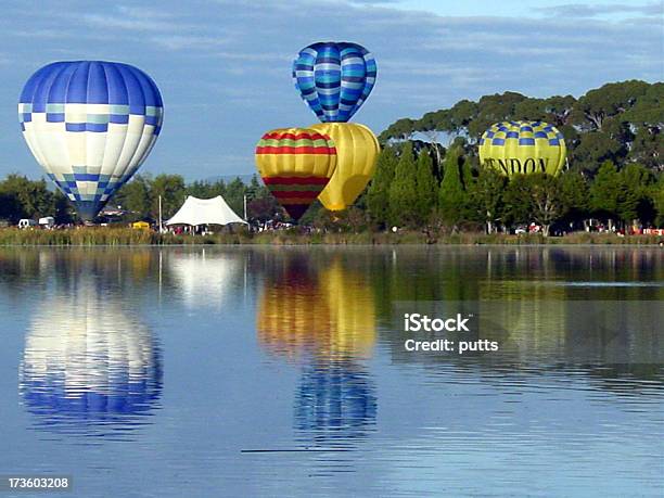 Foto de Balões De Ar e mais fotos de stock de Balão de ar quente - Balão de ar quente, Beleza, Calor