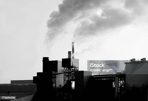 La Industria Foto de stock y más banco de imágenes de Antihigiénico - Antihigiénico, Cambio climático, Carbón