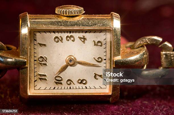 Stary Zegarek Nadgarstek - zdjęcia stockowe i więcej obrazów Abstrakcja - Abstrakcja, Akcesorium osobiste, Antyczny