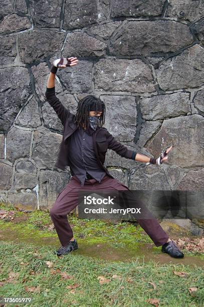 Foto de Artes Marciais e mais fotos de stock de Medo - Medo, Reserva, 20-24 Anos