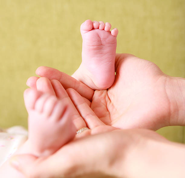 istock new born baby foot 173606501